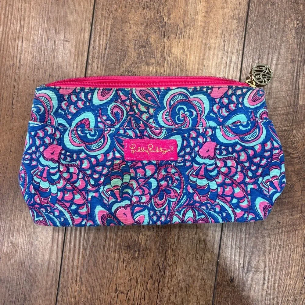 Lilly Pulitzer Up Your Sleeve Makeup Case Brewster Blue Reel Me In 6